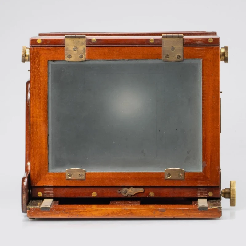 Half Plate Tailboard Camera