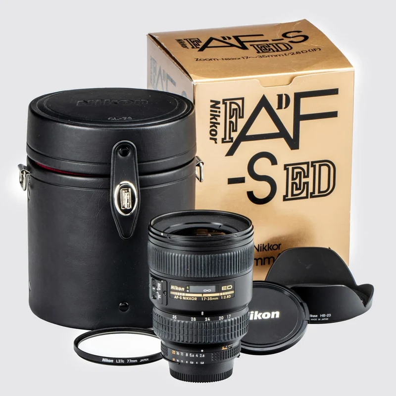Zoom-Nikkor 2.8/17-35mm D (IF)