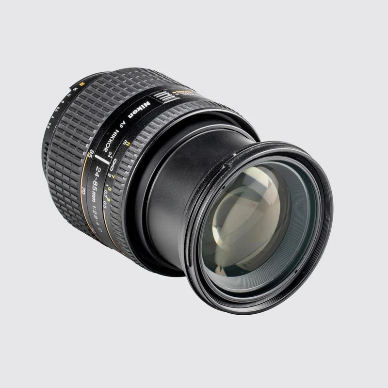Zoom-Nikkor 2.8-4 24-85mm D (IF)