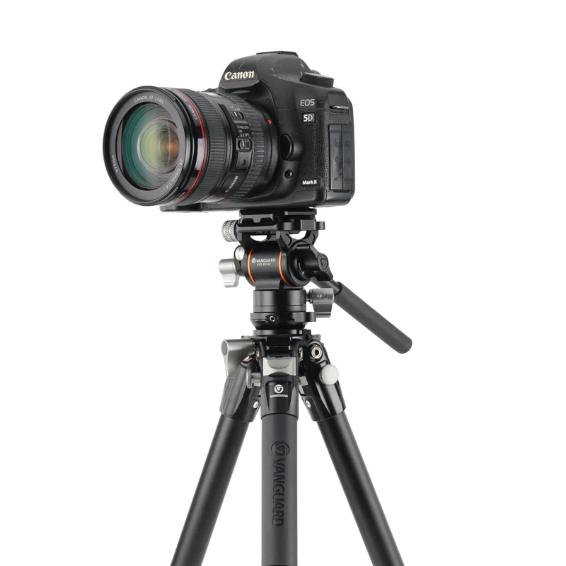 Vanguard Alta Pro 3VLT 235AV10 - Trípode de vídeo compacto de aluminio, rótula Veo PV-10
