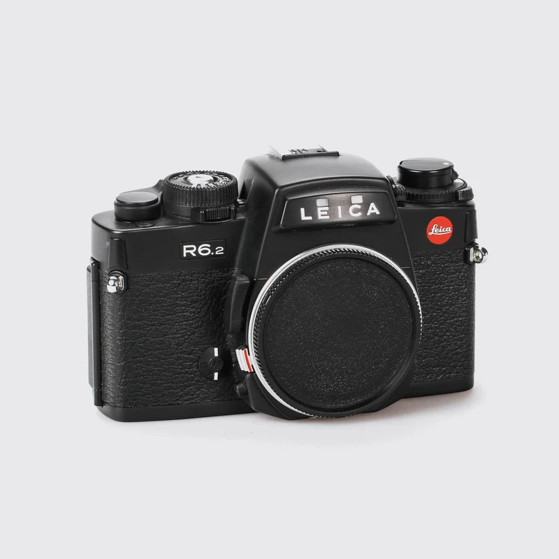 R6.2 black