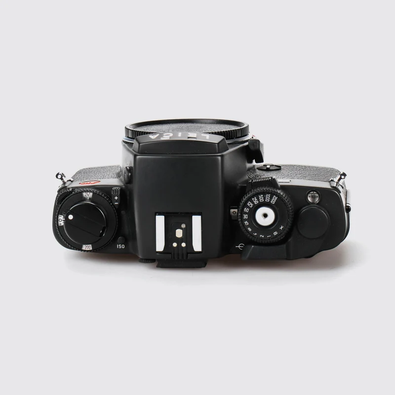R6.2 black