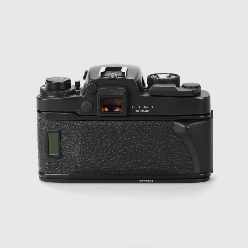 R6.2 black