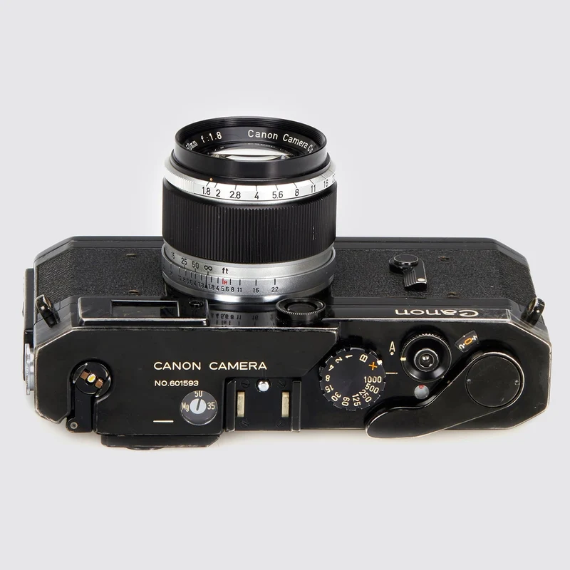 VI-L black Paint + Canon Lens 1.8/50mm