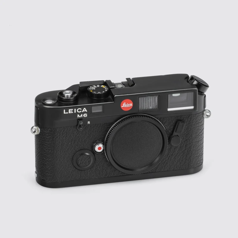 M6 black 10404