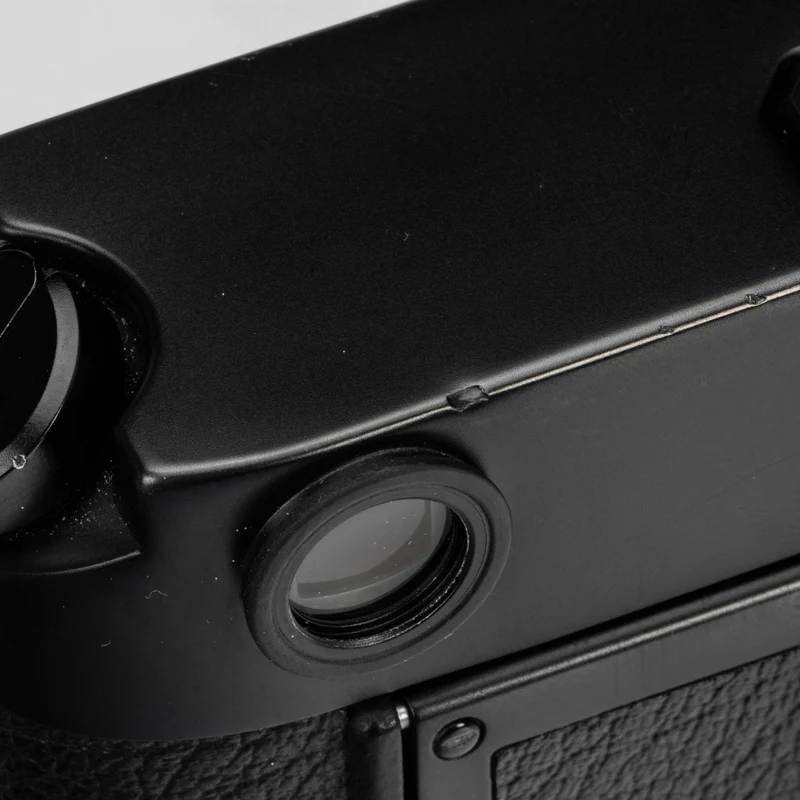 M6 black 10404