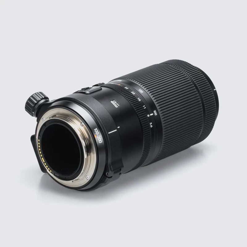 Fujinon GF 5.6/100-200mm R LM OIS WR