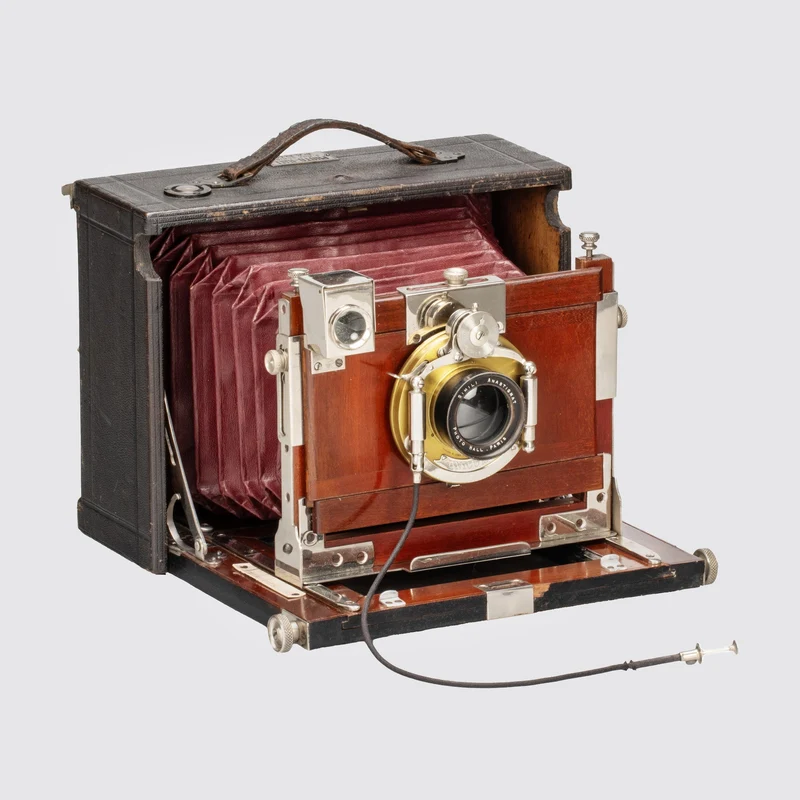 Folding Plate Camera