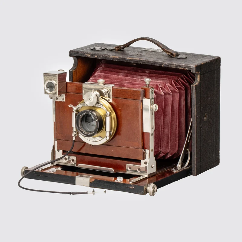 Folding Plate Camera