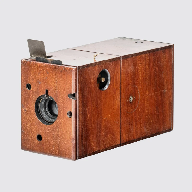 Eureka Hand.Camera