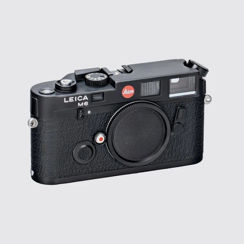 M6 black 10404