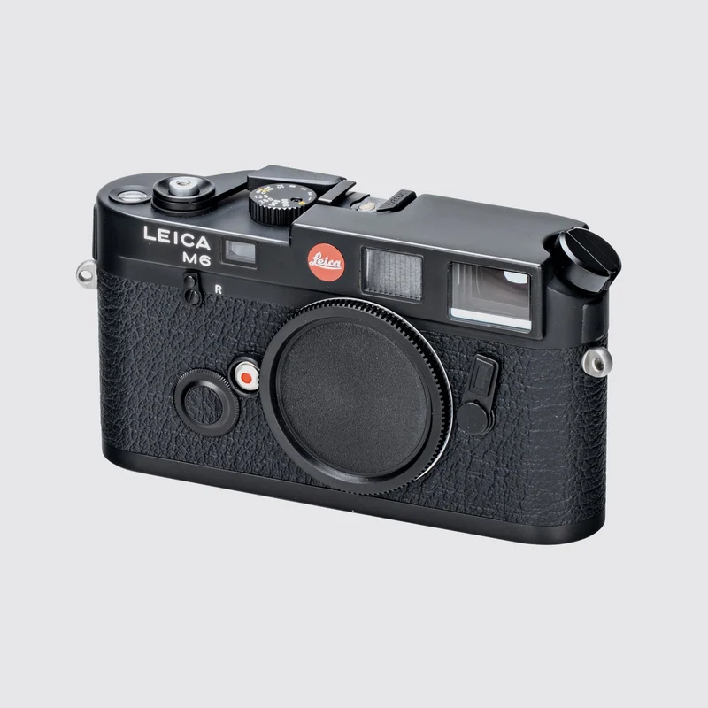 M6 black 10404