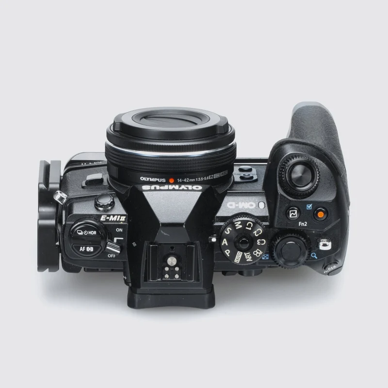 OM-D E-M1 Mark II + Zuiko 14-42mm Pencake