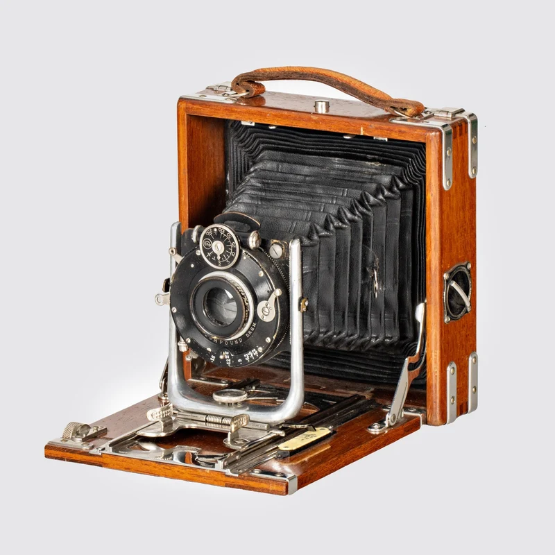 Tropical Folding Plate Camera