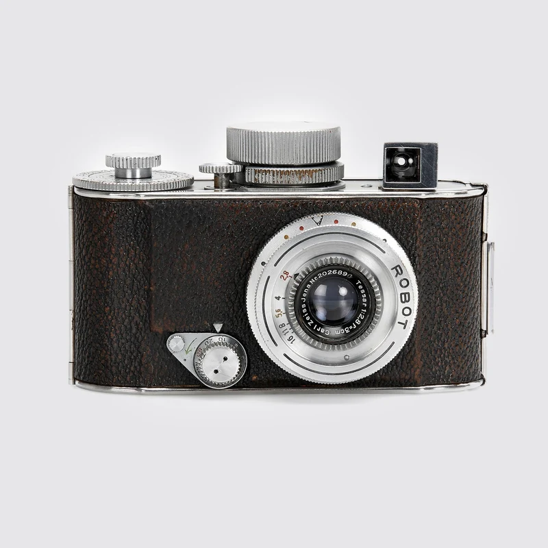 Robot I + Tessar 2.8/3cm