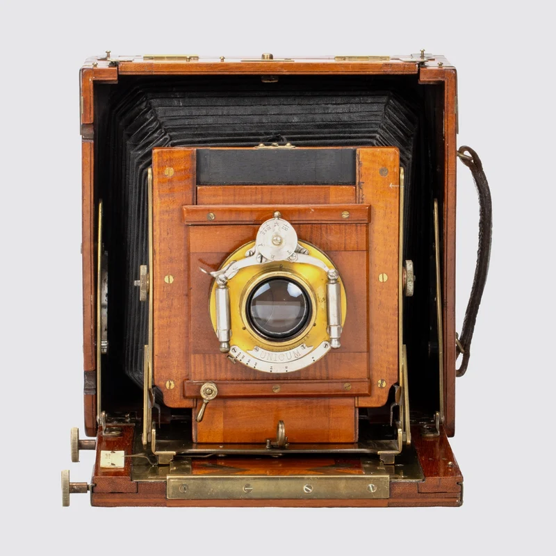 Sanderson Tropical Field Camera