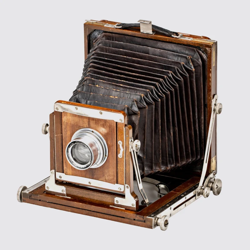 Improved Tourist Camera