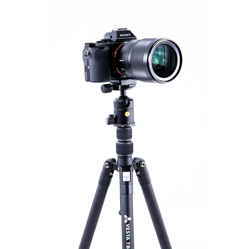 Vanguard Vesta TB 235AB - Trípode de viaje de aluminio
