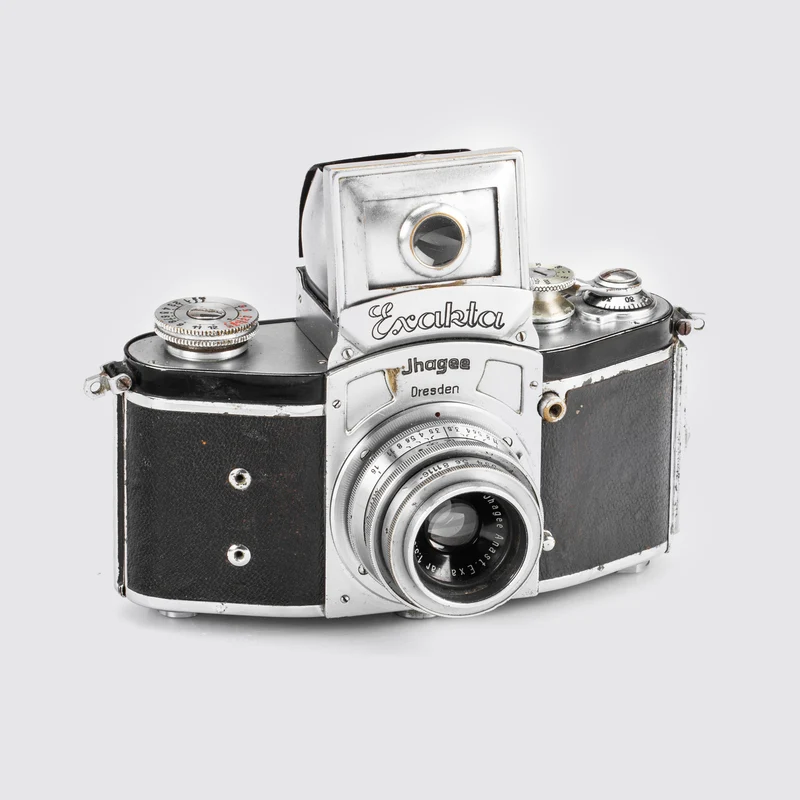 1. Model with round magnifier