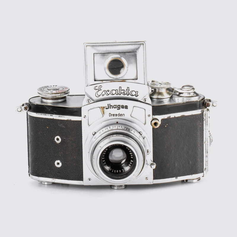 1. Model with round magnifier