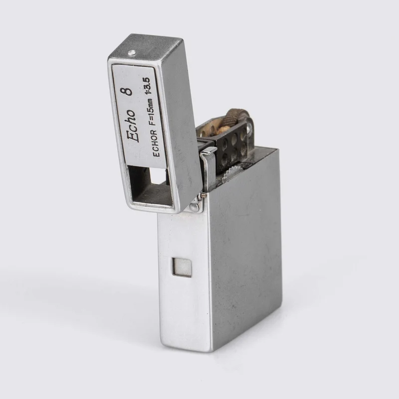 Echo 8 Camera Lighter