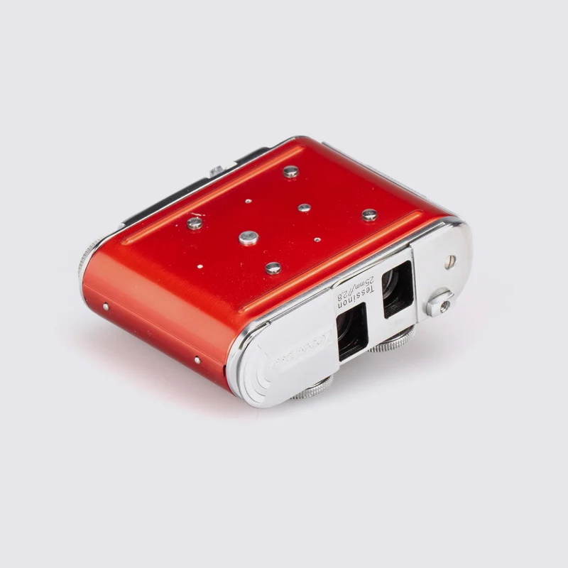 Tessina 35 Automatic Red Outfit
