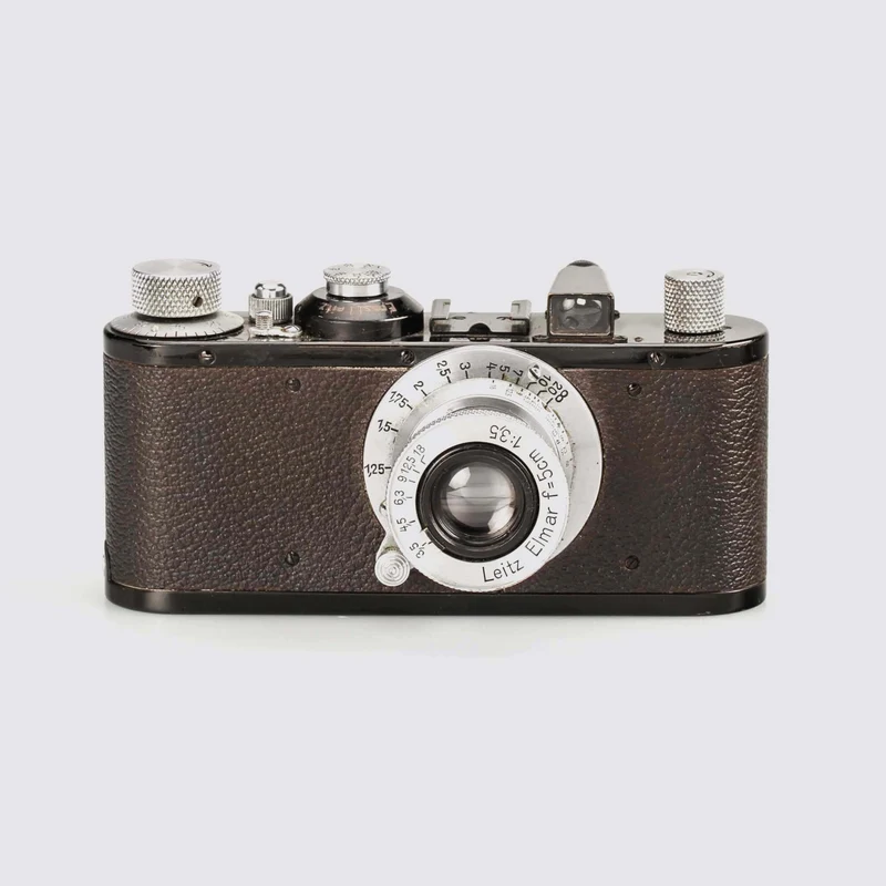 Standard black/chrome + Elmar 3.5/5cm