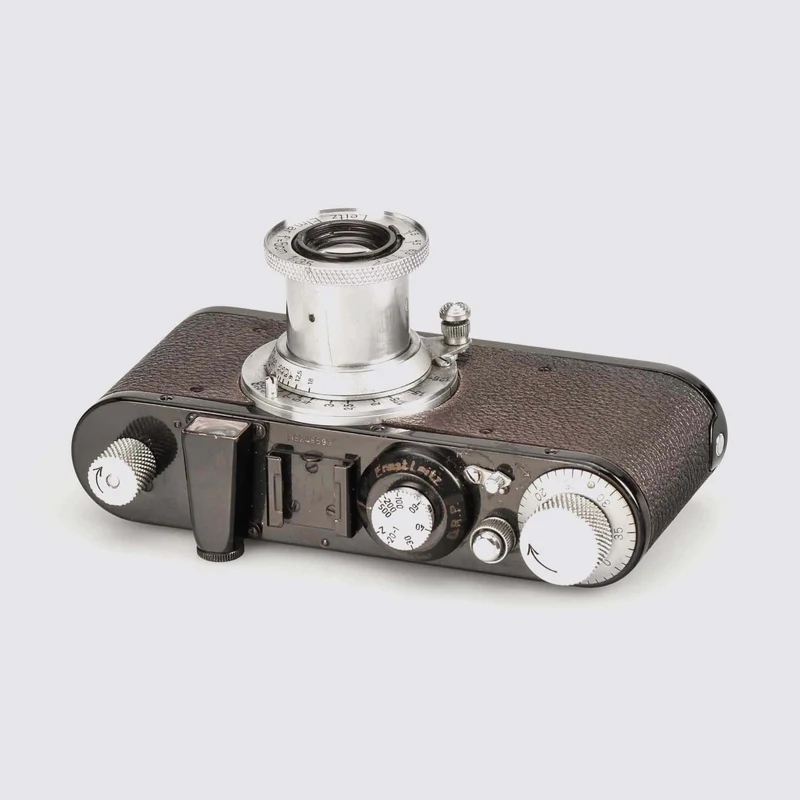 Standard black/chrome + Elmar 3.5/5cm