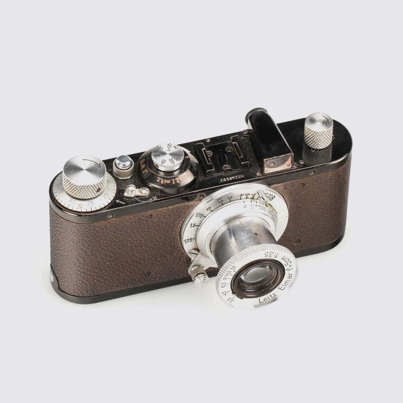 Standard black/chrome + Elmar 3.5/5cm