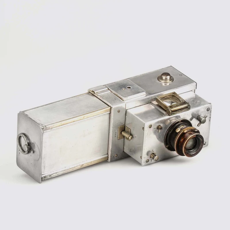 Le Marsouin No.4