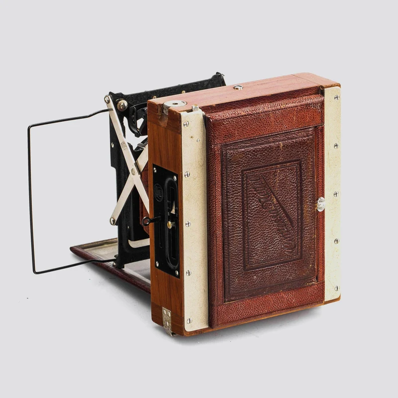 Tropical Plate Camera