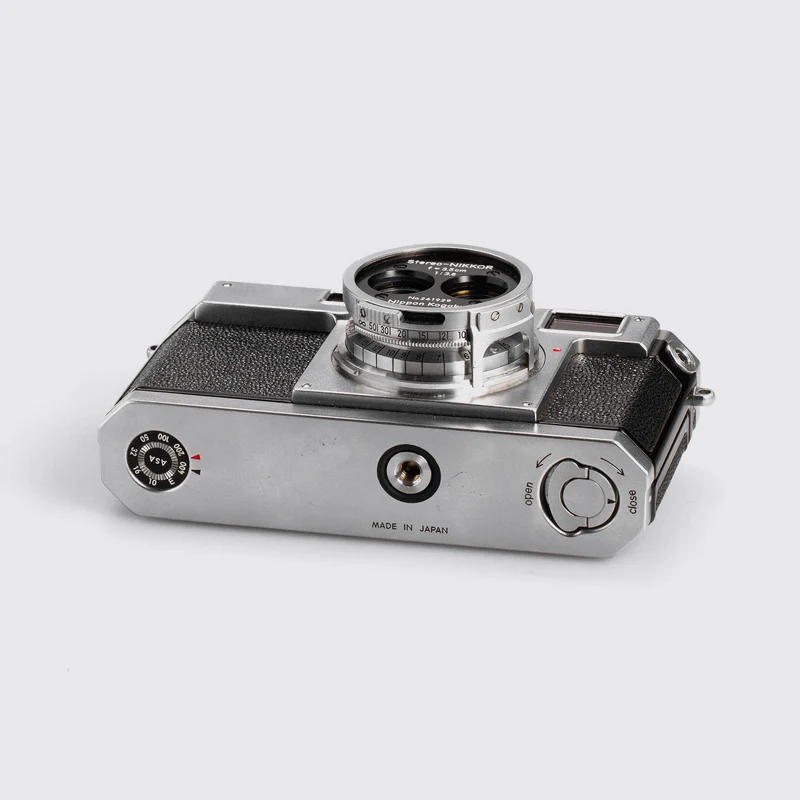 S3 Chrome + Stereo-Nikkor 3.5/3.5cm