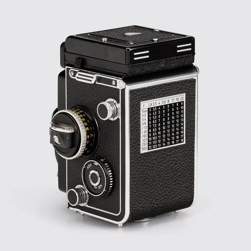 Rolleiflex 3.5F Planar Outfit