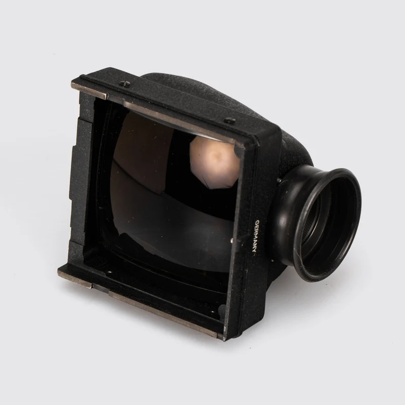 Rolleiflex 3.5F Planar Outfit