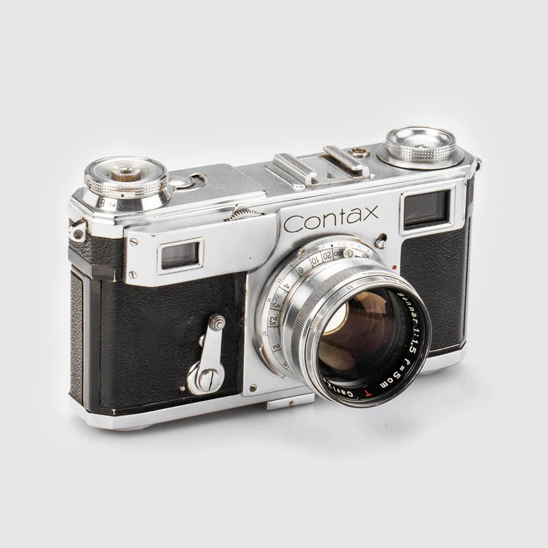 Contax II Outfit