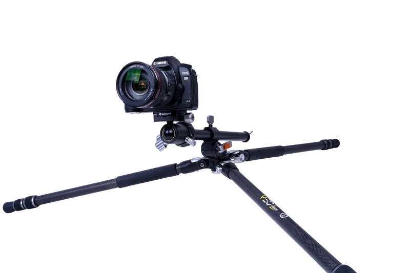 Vanguard Veo 3+ 263CB - Trípode de fibra de carbono, rótula de bola y columna central multiángulo