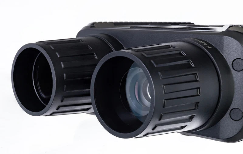 Prismáticos digitales de visión nocturna Levenhuk Halo 13X Wi-Fi