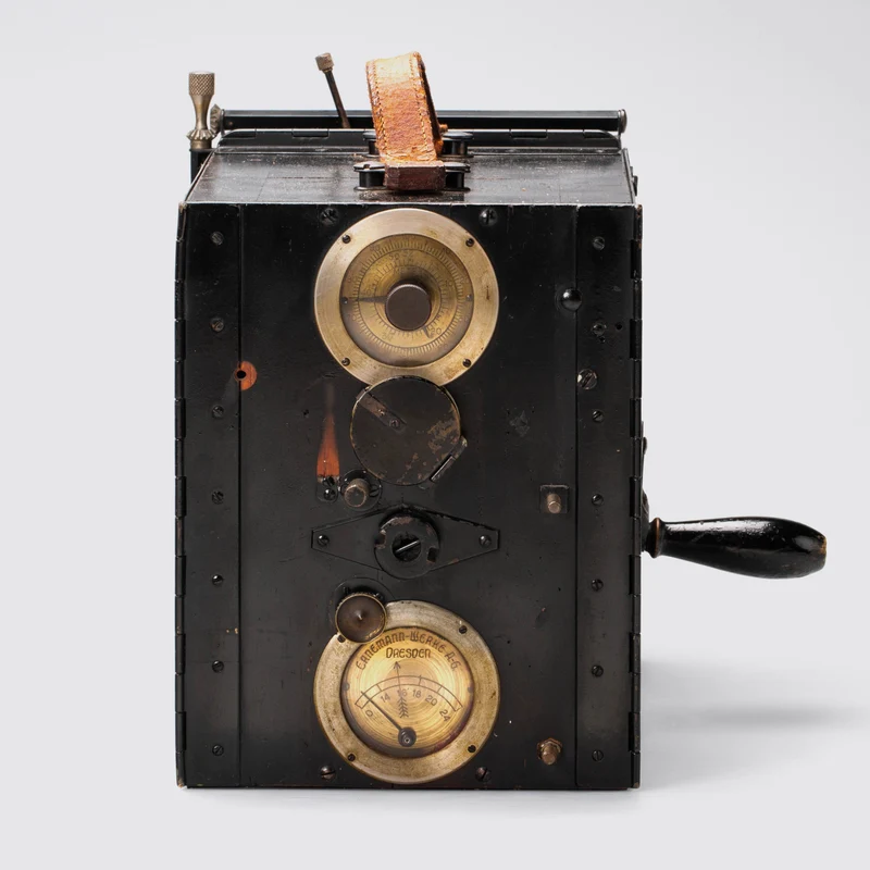 Kino Modell E + Ernostar 1.9