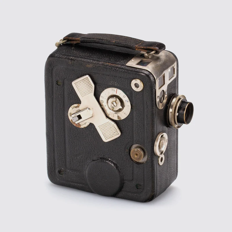 Cine 8E + Leitz Hektor