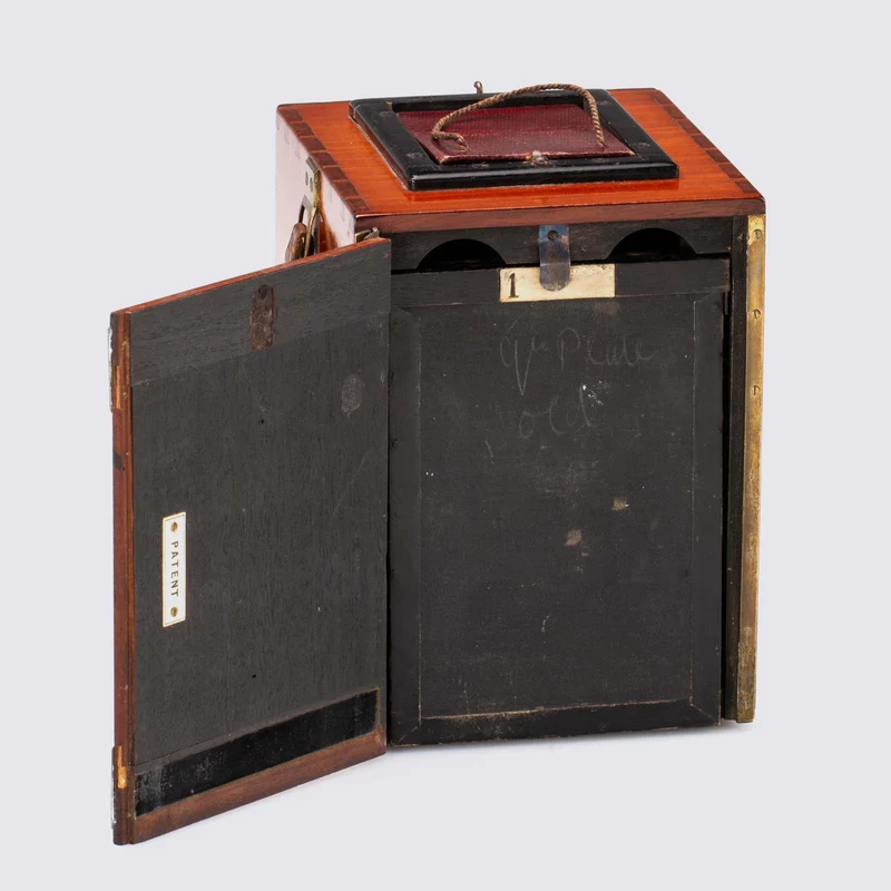 Artist Hand Camera