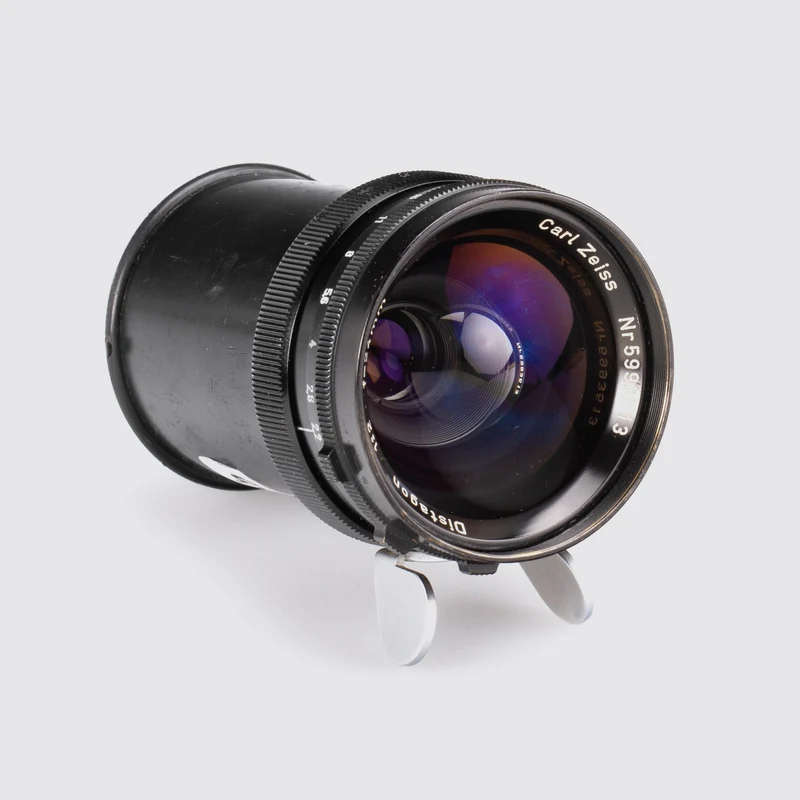 Distagon 2/24mm