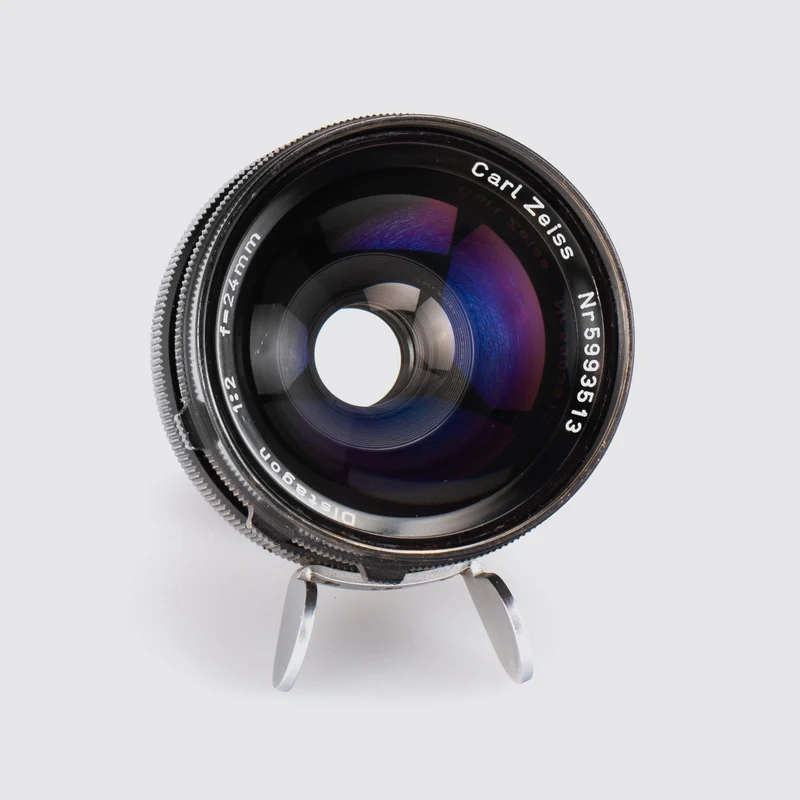 Distagon 2/24mm