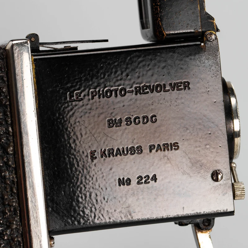 Le Photo-Rèvolver