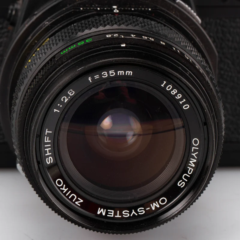 OM-3 + 2.8/35mm Shift