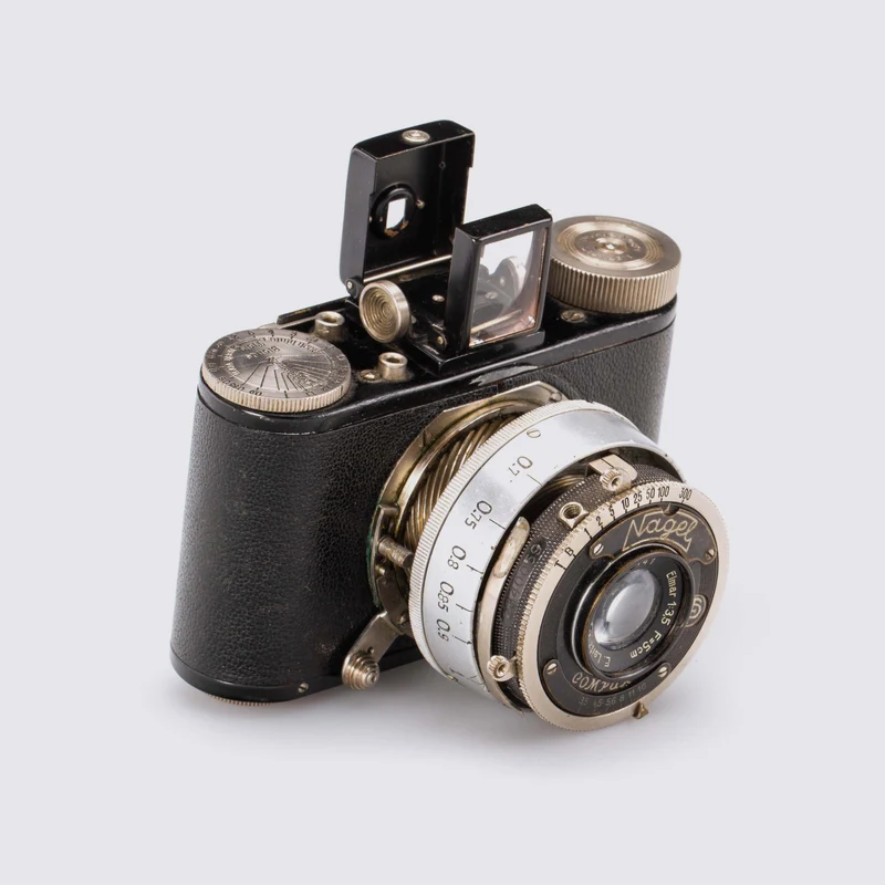 Pupille with Leitz Elmar Prototype