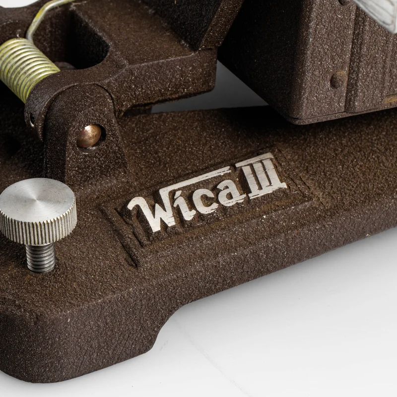Wica III Projector