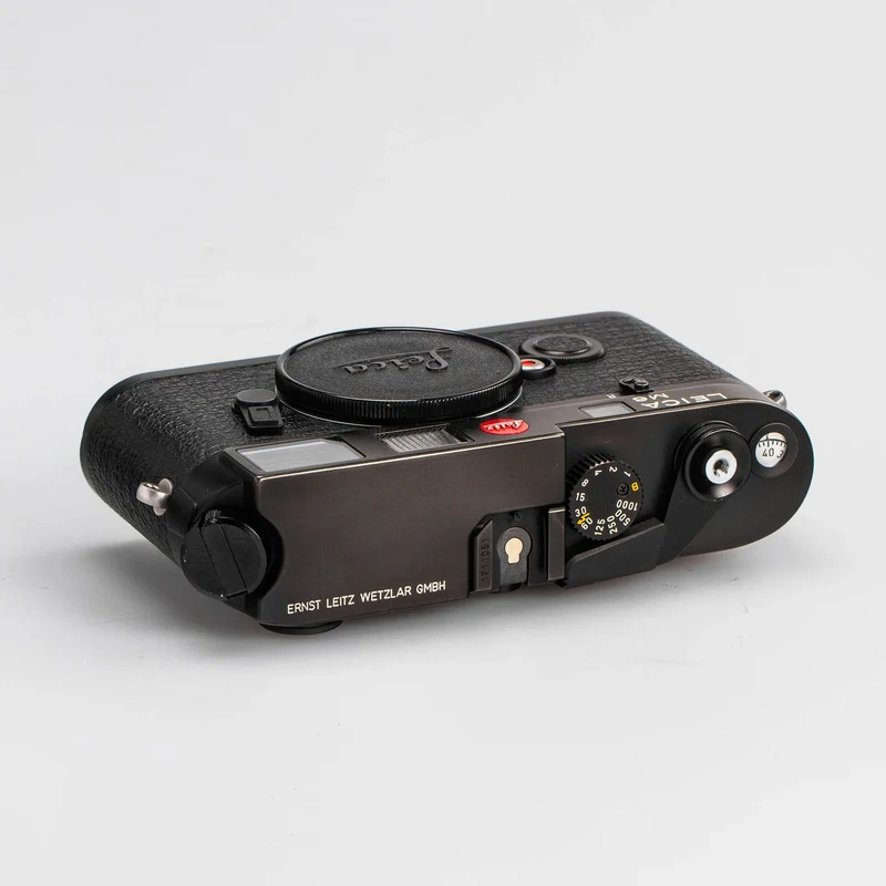 M6 black 10404