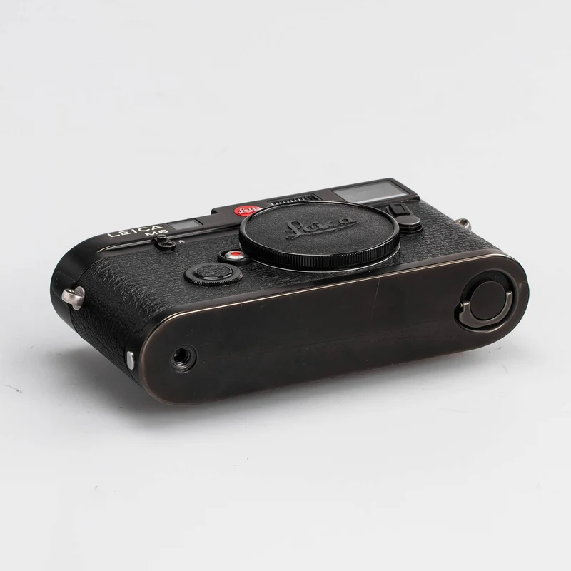 M6 black 10404