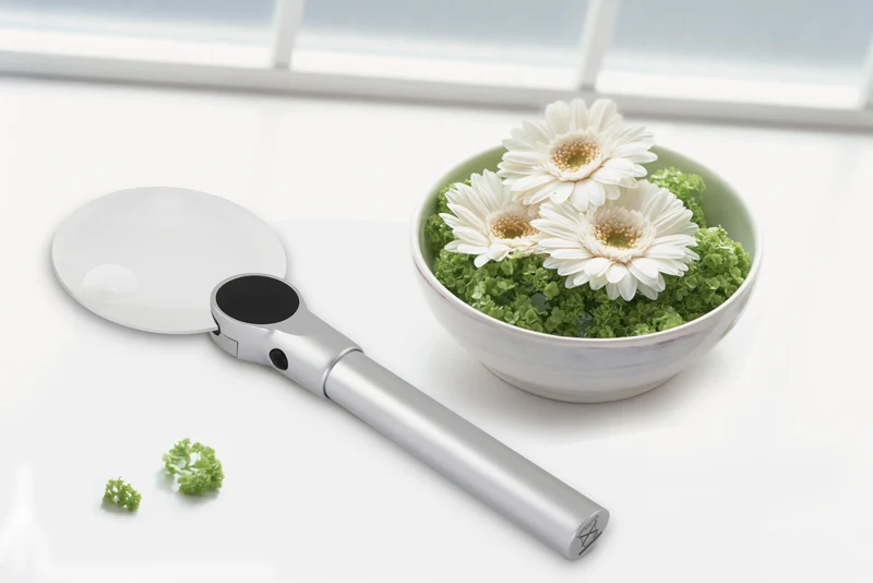 Lupa Levenhuk Zeno 400 LED, 2/4x, 88/21 mm, Metal