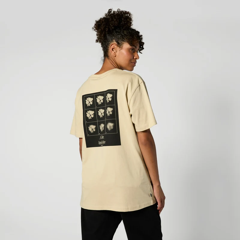 Pansy Tee